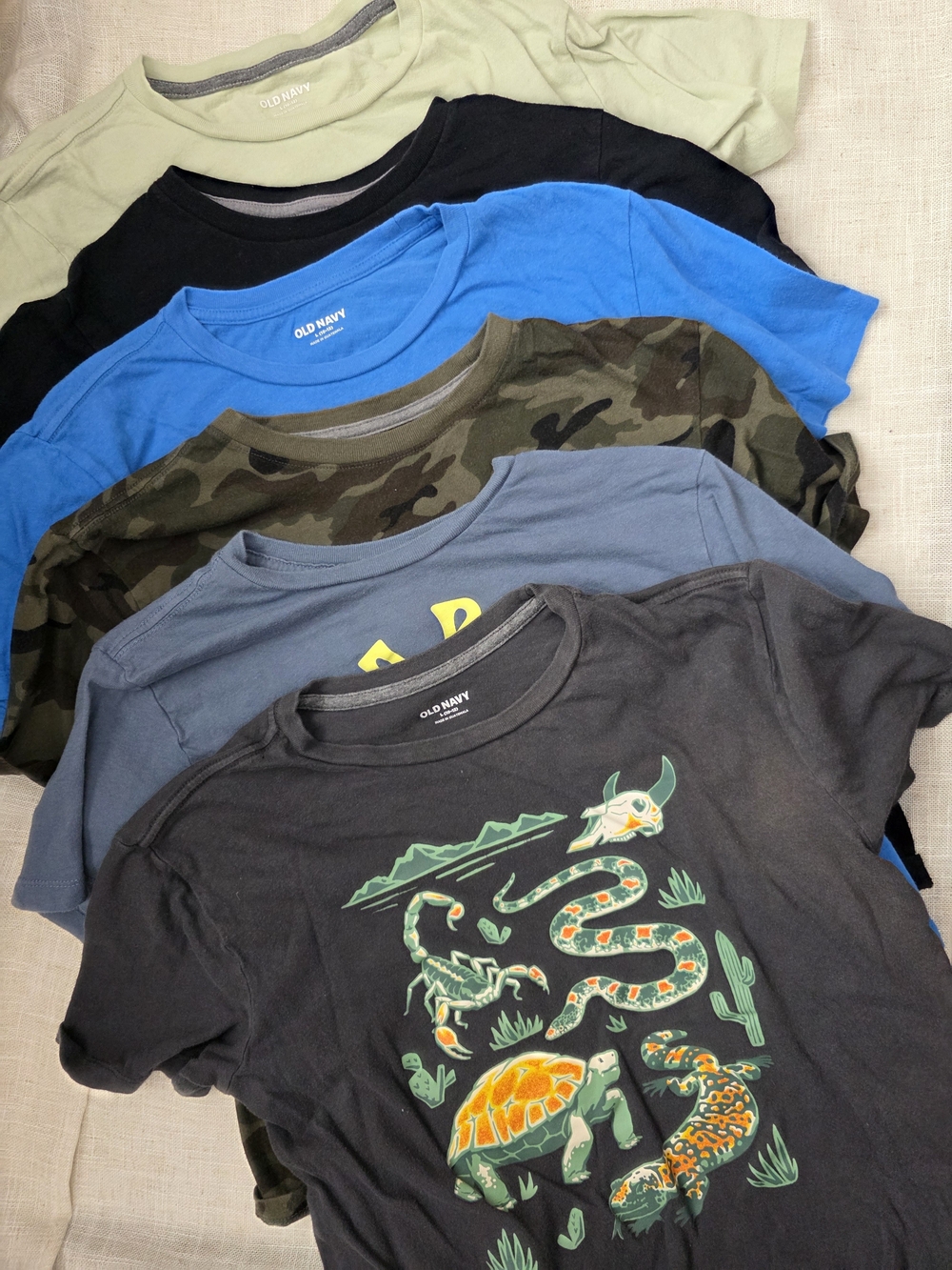 *BUNDLE* Old Navy Kids' Graphic Tee -  Varies Styles All Large 10-12